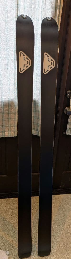 板のみ　美品　DYNAFIT マナスル　専用シール付　超軽量（ビンディング無し）