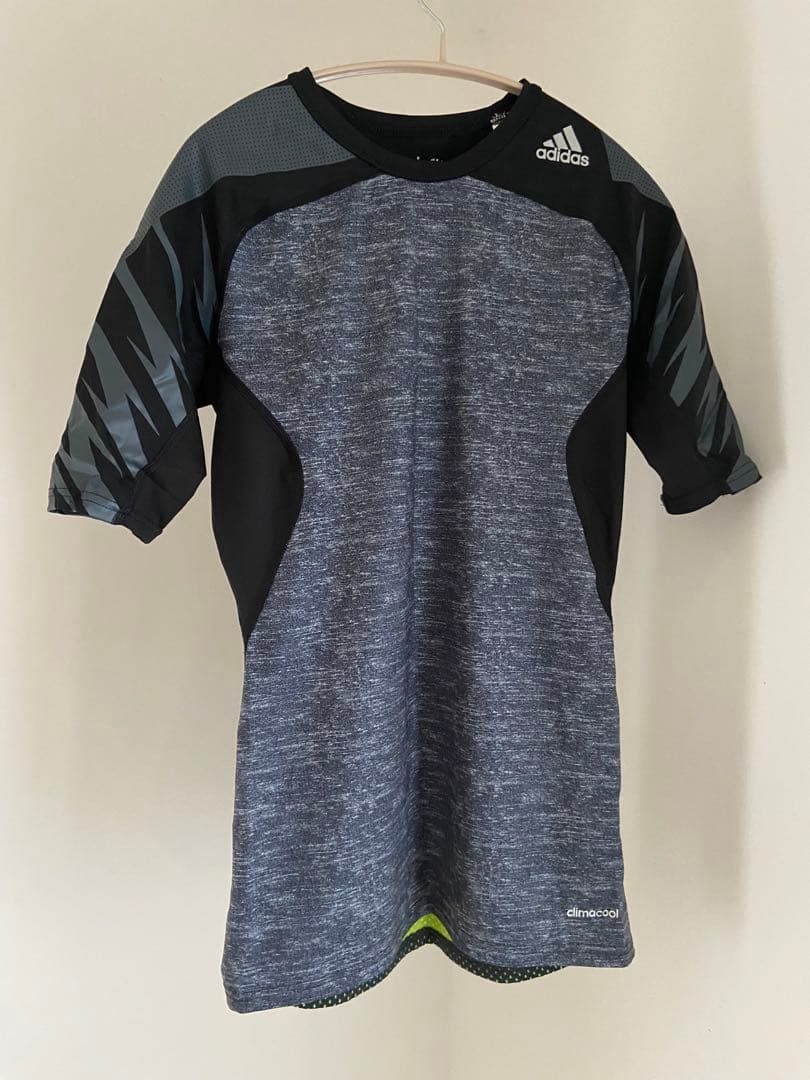 adidas CLIMACOOL TECHFIT コンプレッション 上下セット