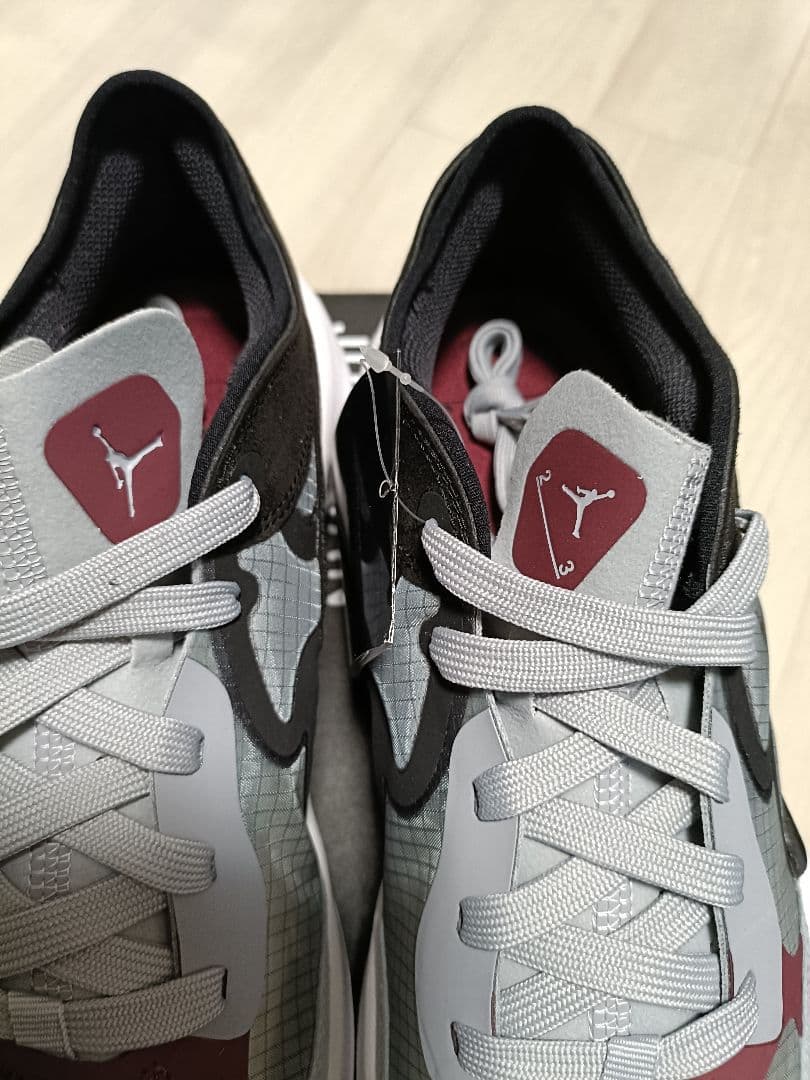 ★☆JORDAN DELTA 3 LOW 新品未使用タグ付き 断捨離 最終値下げ