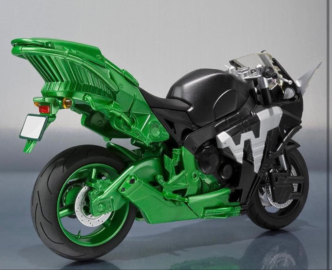 S.H.フィギュアーツ 仮面ライダーW ハードボイルダー