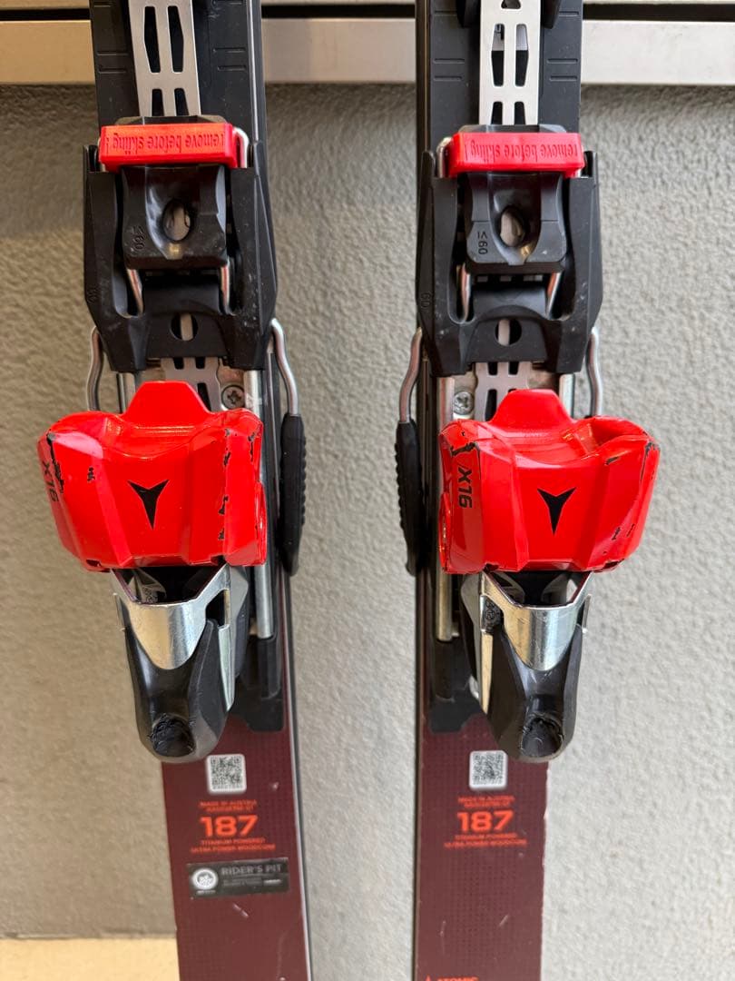 アトミックREDSTER G9 FIS 187cm R=26 22/23モデル