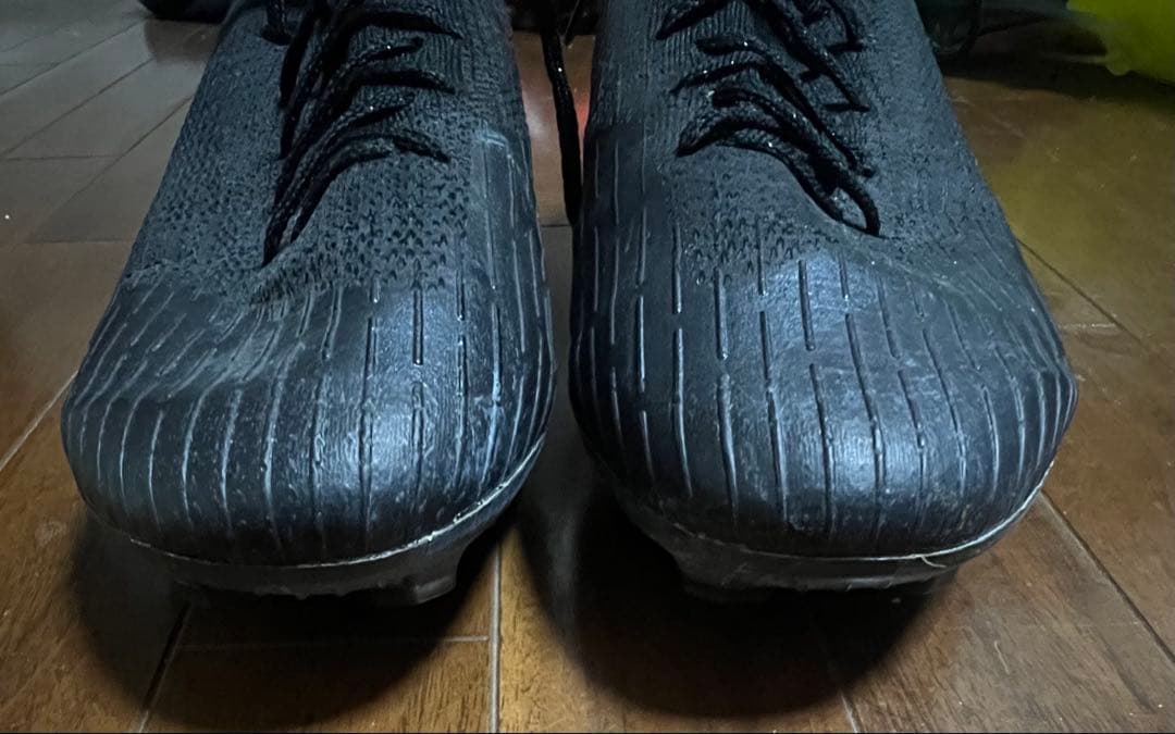 NIKE ナイキ　マーキュリアル　FG 28