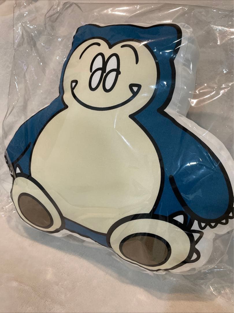 Chris meets kabigon カビゴン　クッション　伊勢丹限定
