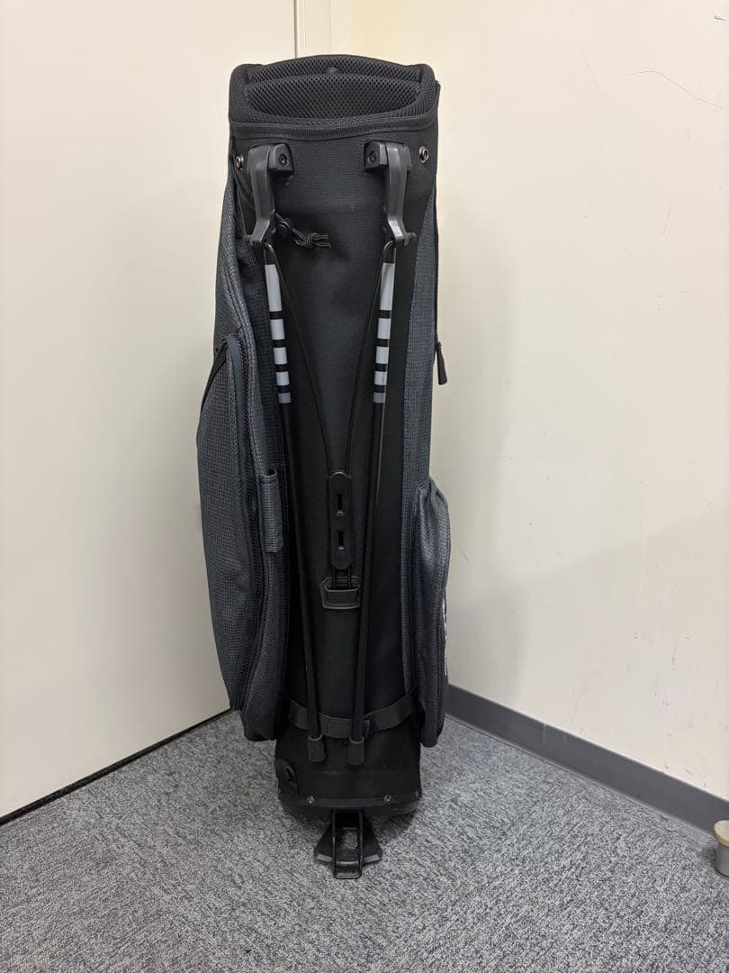トラビスマシュー　Travis Mathew キャディーバック（スタンド）