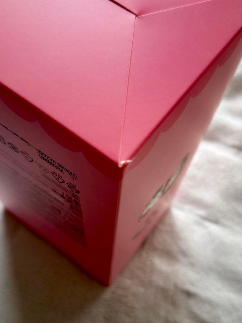HELLO KITTY ×JISOO ぬいぐるみ