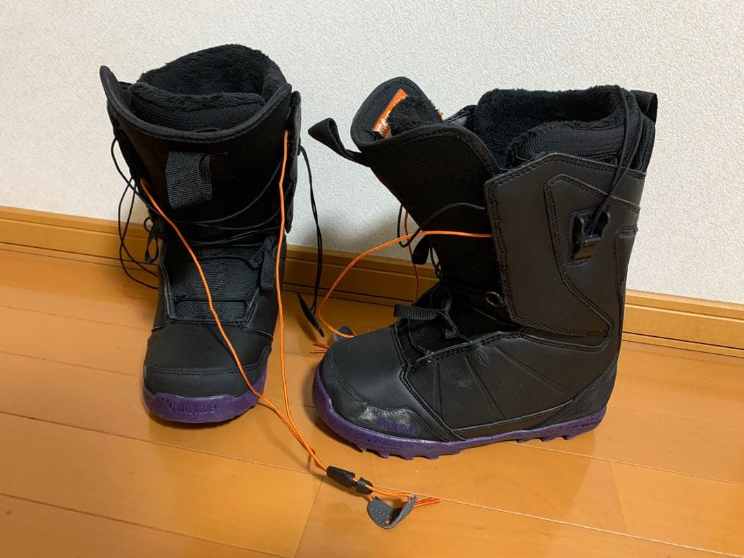 スノボ　ブーツ　23.5