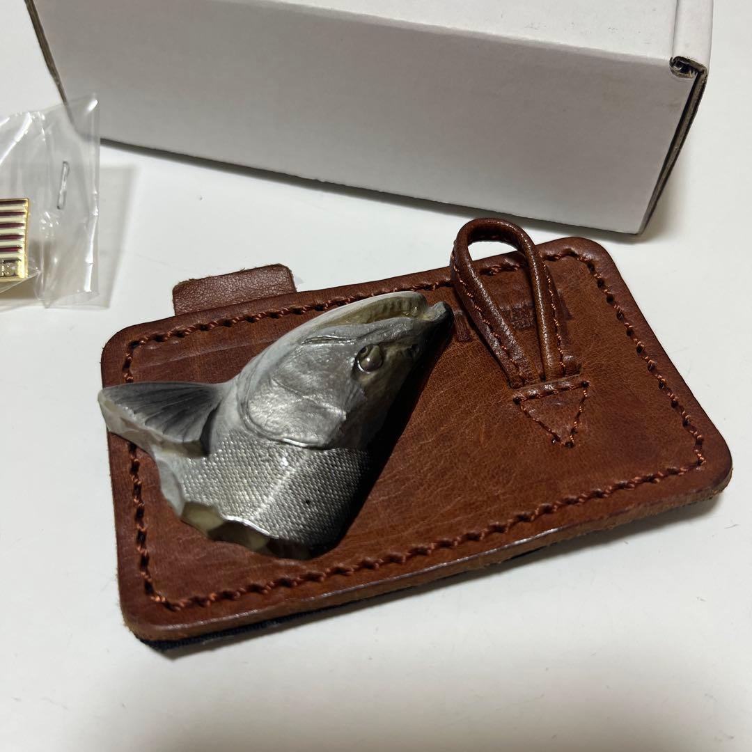 未使用　ペルフェット　吉田光 レザー　ヘッドブローチ the natural