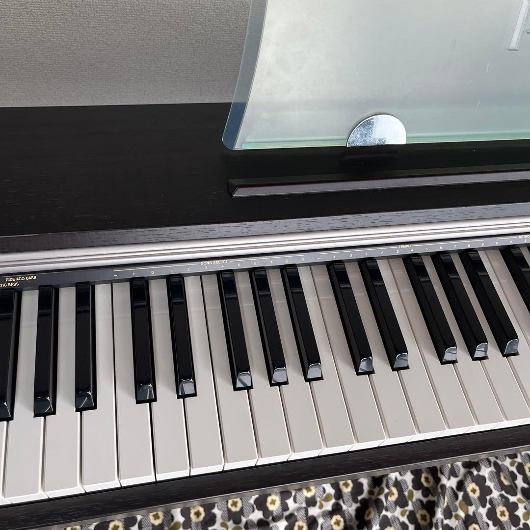 電子ピアノ CASIO Privia PX-700 88鍵盤 送料込み