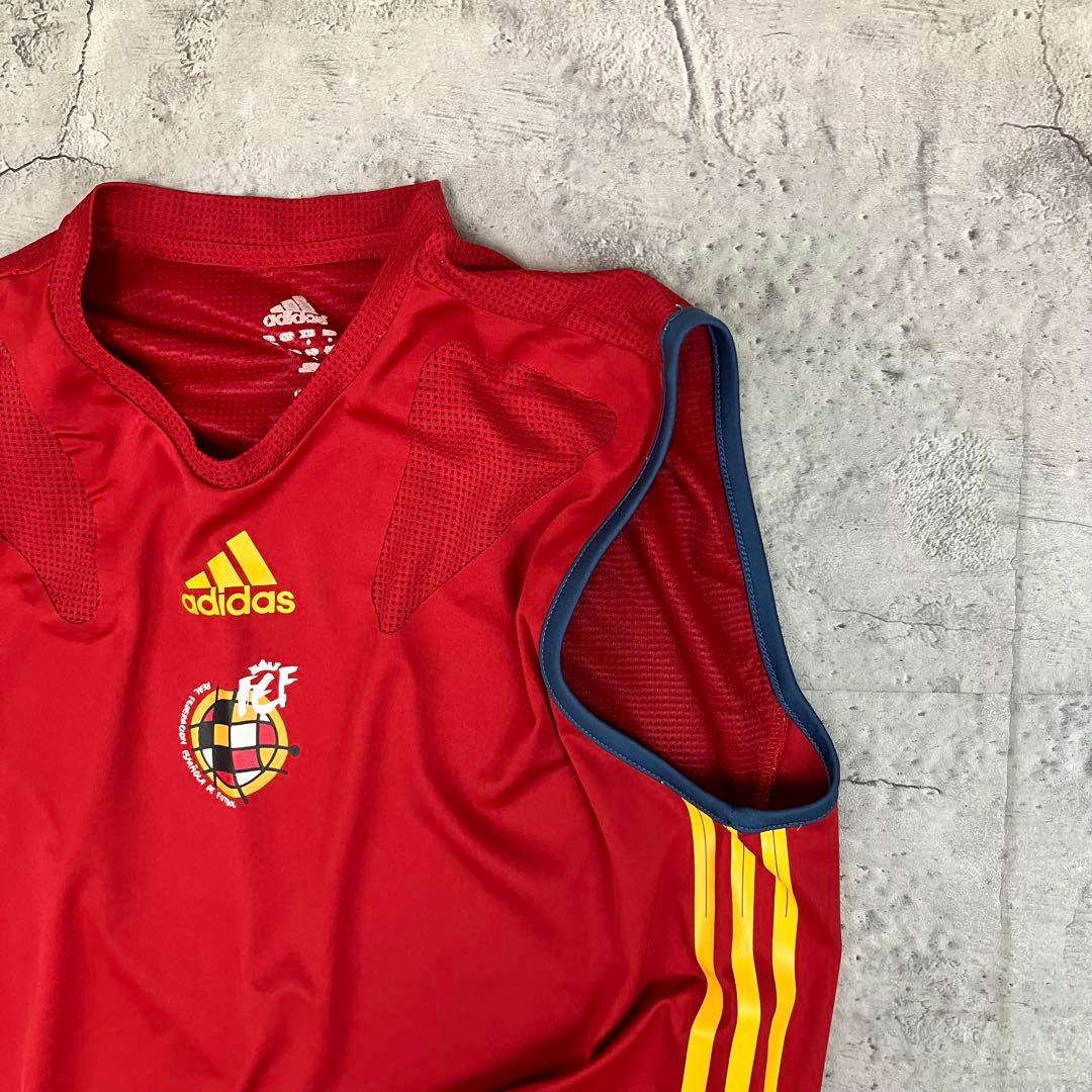 adidas サッカースペイン代表 ノースリーブ プラクティスシャツ 古着 ロゴ