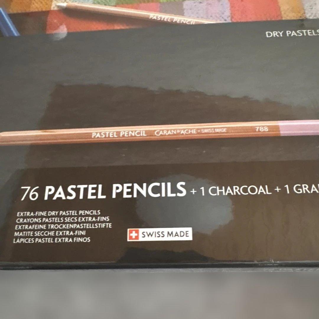 新品未開封　カランダッシュ　パステルペンシル　76色セット