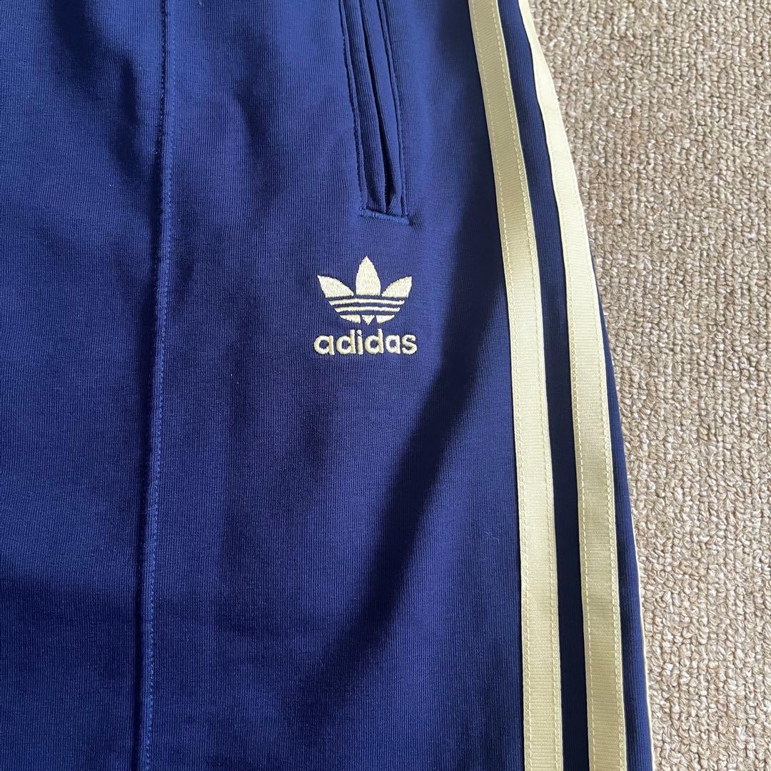 adidas アディダス トラックパンツ ジャージパンツ ネイビー Mサイズ