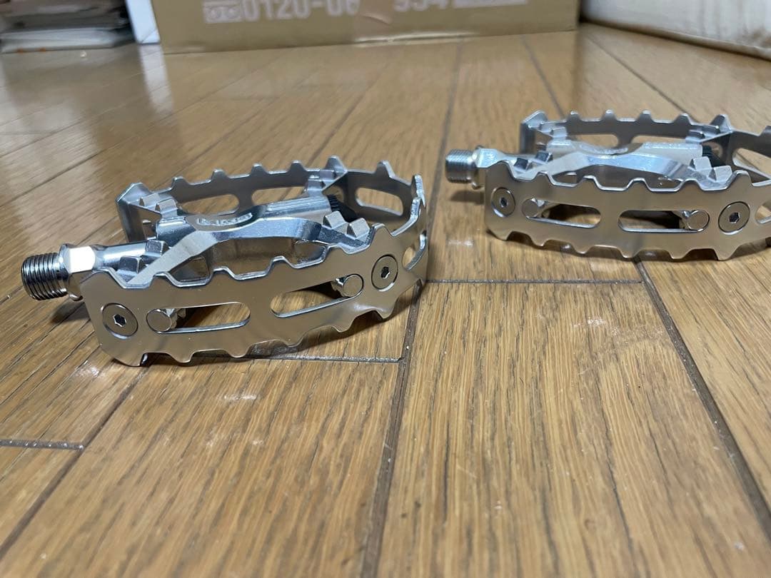 パーツ MKS XC-III bear trap pedal (silver)