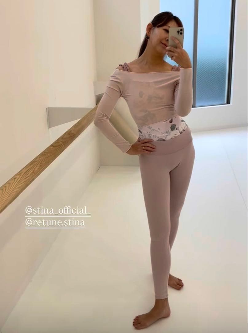 新品 スティナ stina Retune 大人気 レギンス 完売品