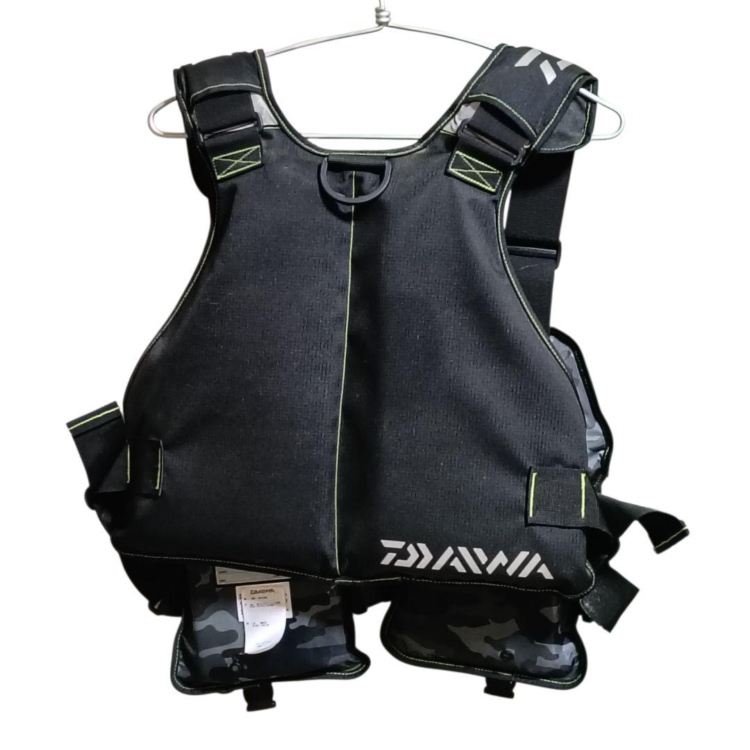 【1日までセール】ダイワ ライトフロートゲームベスト DF-6406 DAIWA