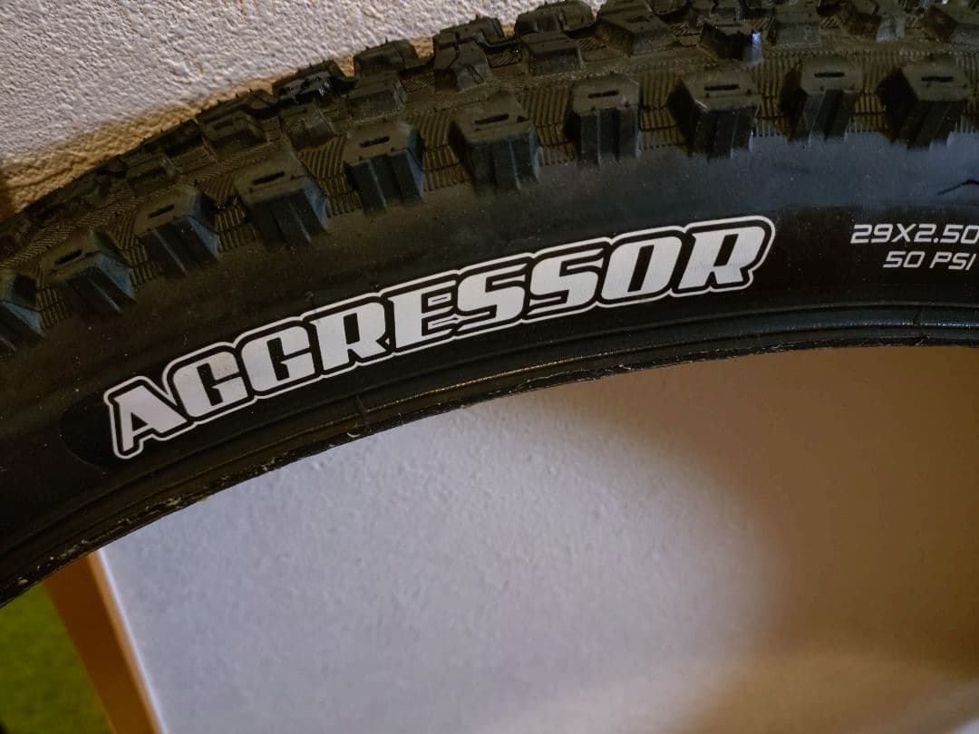 Maxxis Aggressor Minion DHF　29　MTBタイヤ