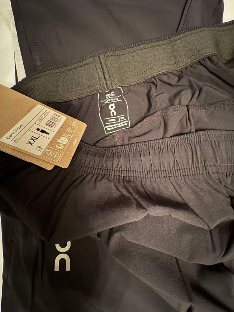 onオンCore Pants ランニングパンツ 2XLブラック