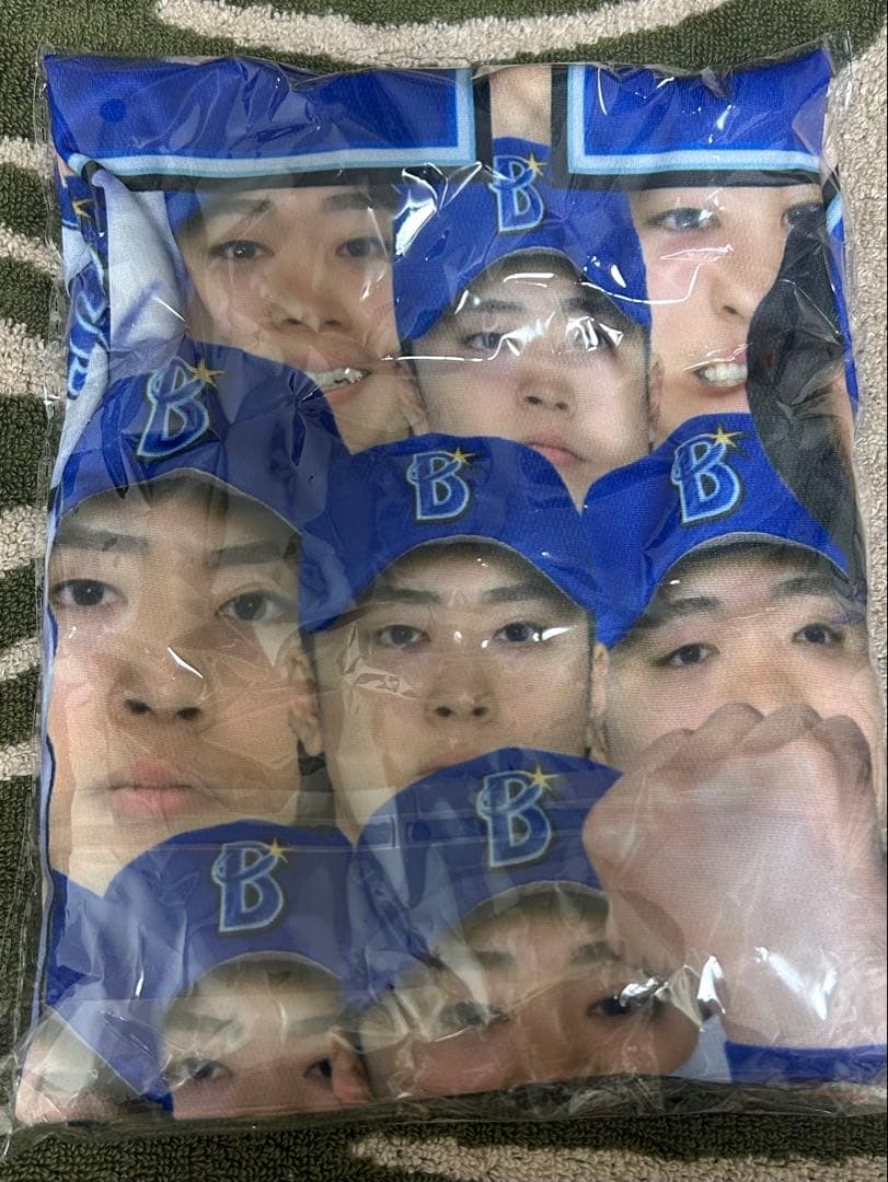 ベイスターズ　2025ファンフェス　総柄Tシャツ　入江選手