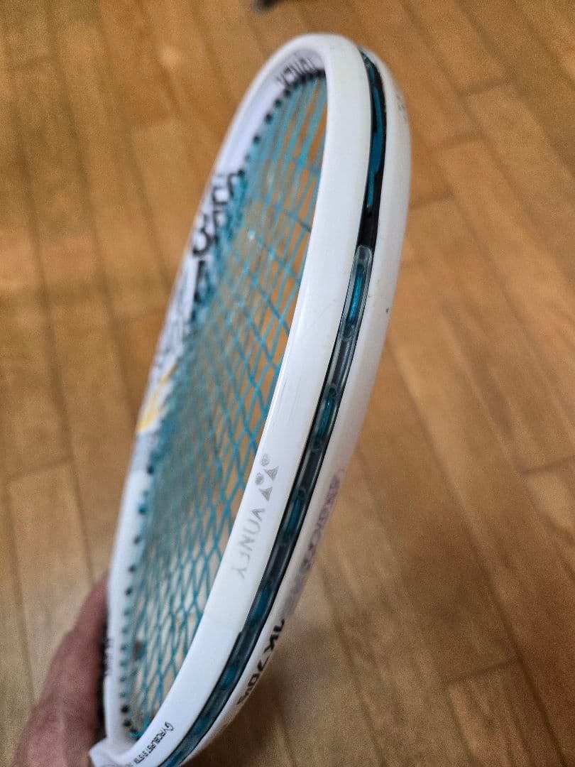 YONEX　GEOBREAK 70VS 　ケース+グリップテープ1け