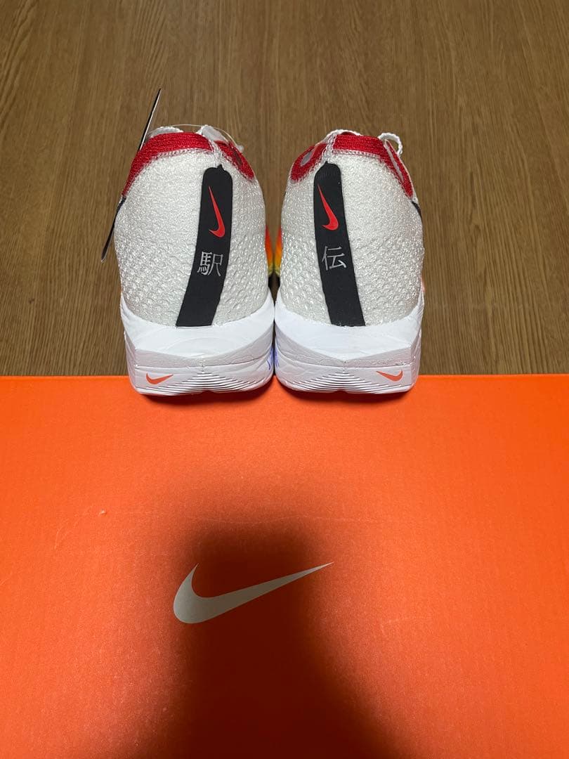 ☆新品未使用☆ナイキ（NIKE）ズームXヴェイパーフライネクスト３%