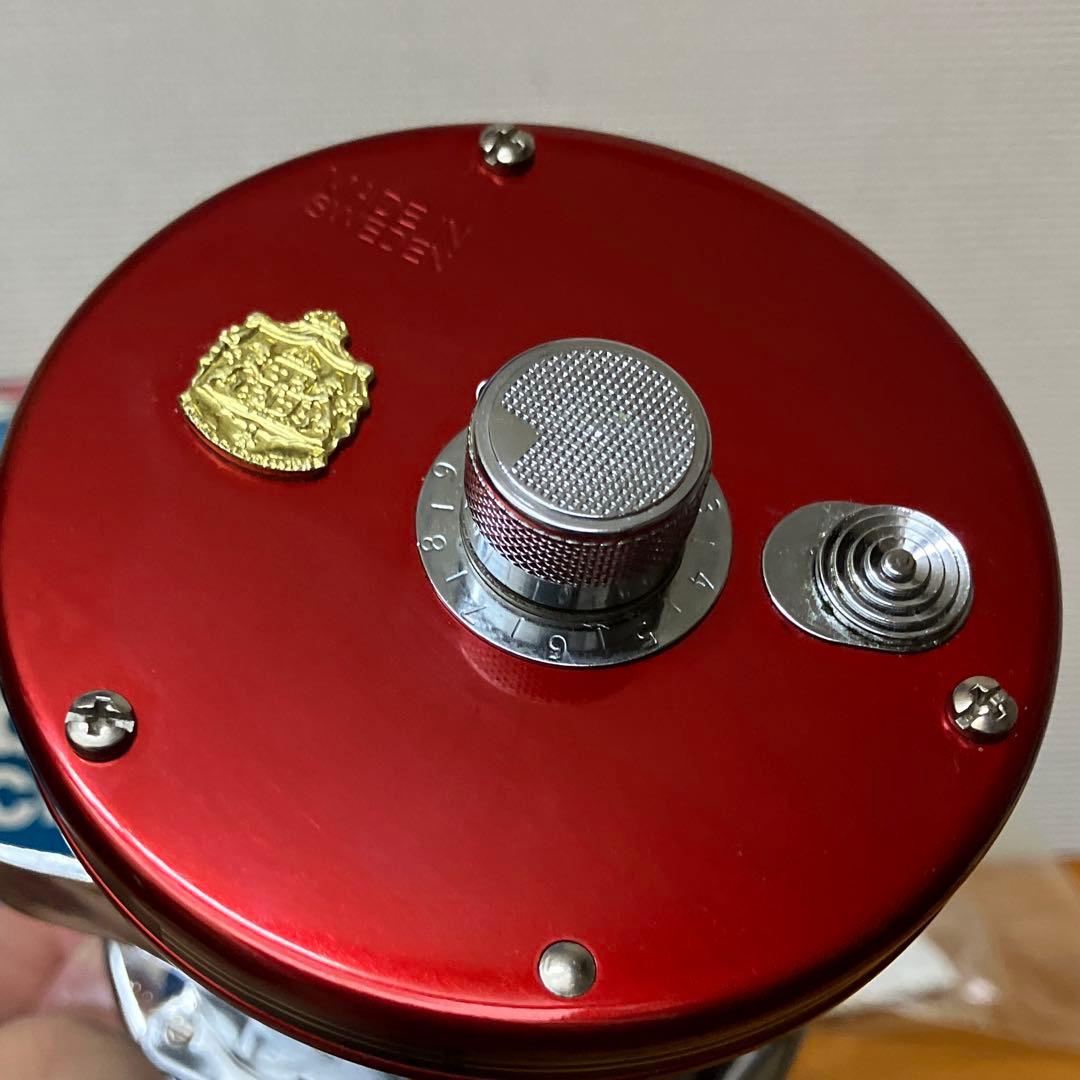 AbuGarcia Ambassadeur 7000 アブガルシア RED