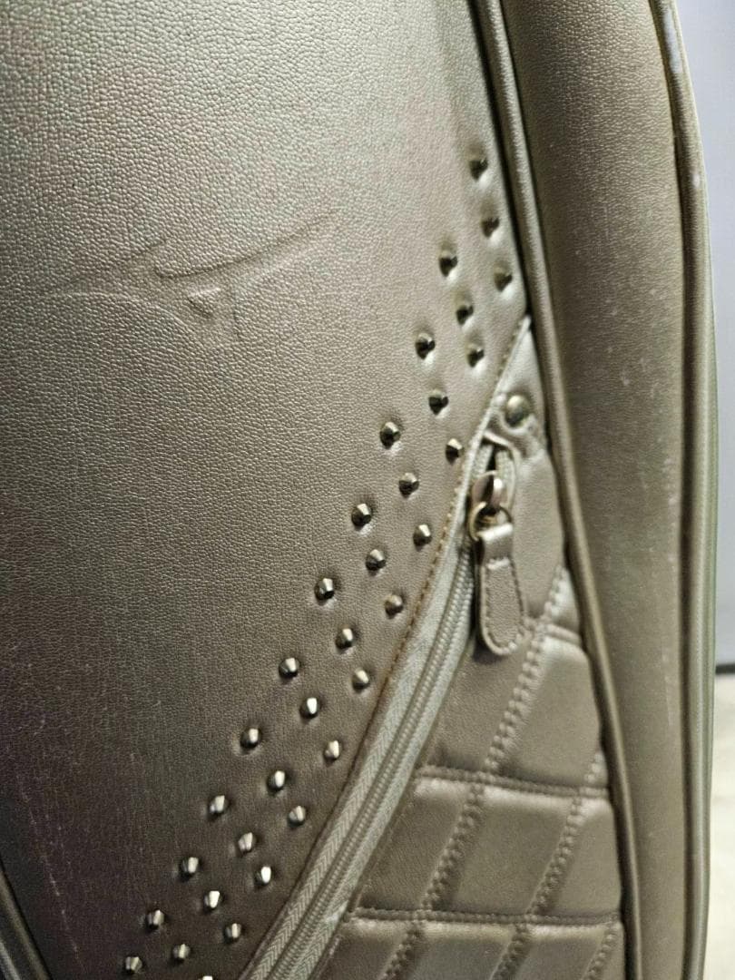 送料無料/美品　Mizuno ホワイトゴールドカラー/ 軽量タイプキャディバッグ