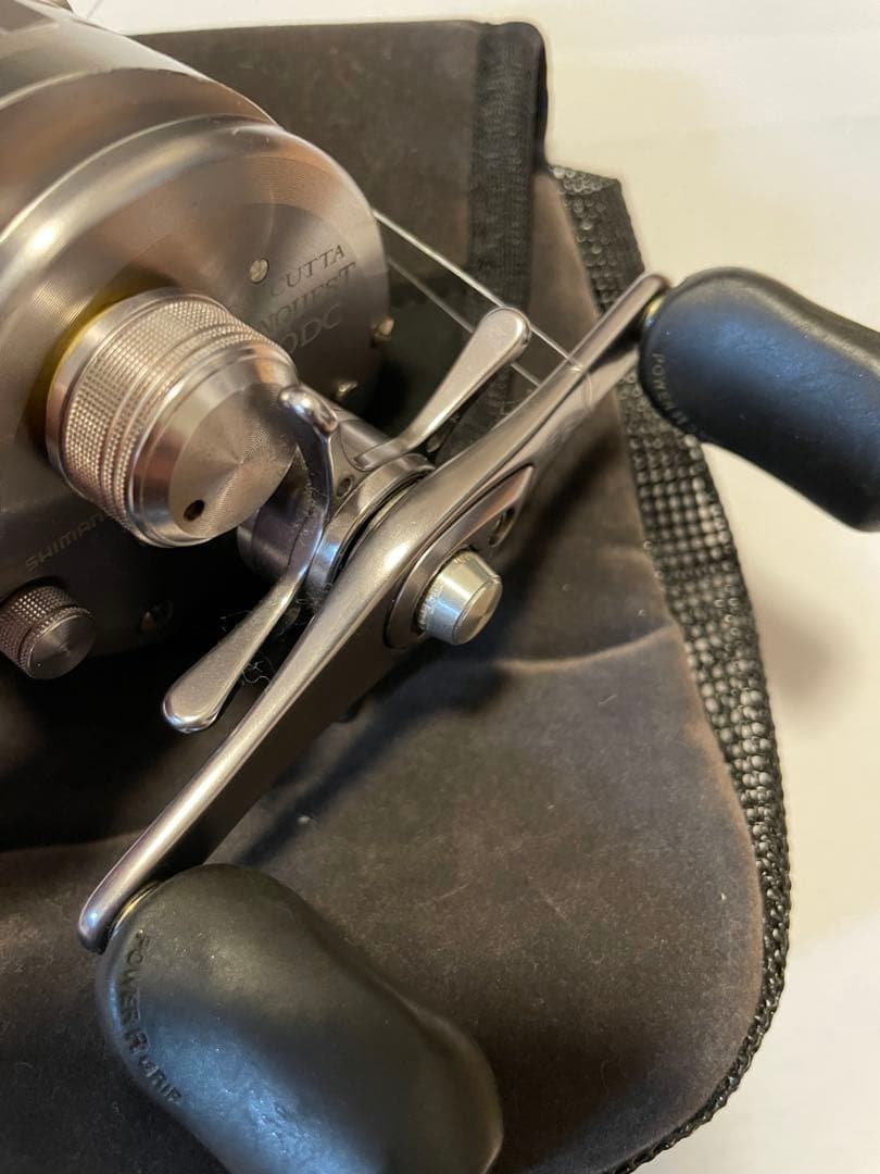 リール SHIMANO CALCUTTA CONQUEST 200DC