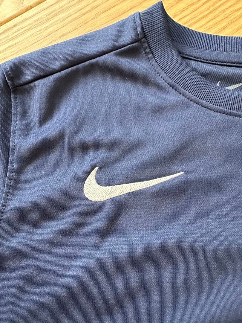 NIKE鹿島アントラーズスクール　 トレーニングウェア　ジュニアLサイズ