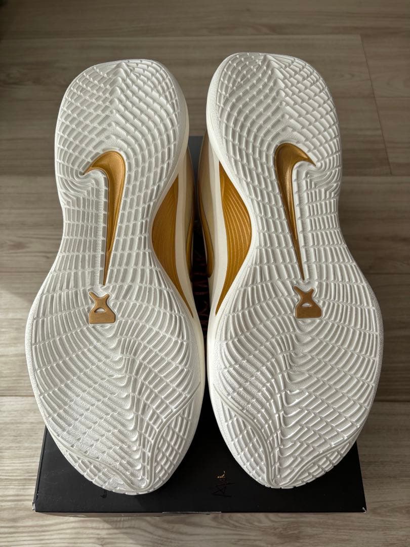 NIKE バッシュ A ONE EP(オフホワイト×ゴールド)メンズ28cm対応