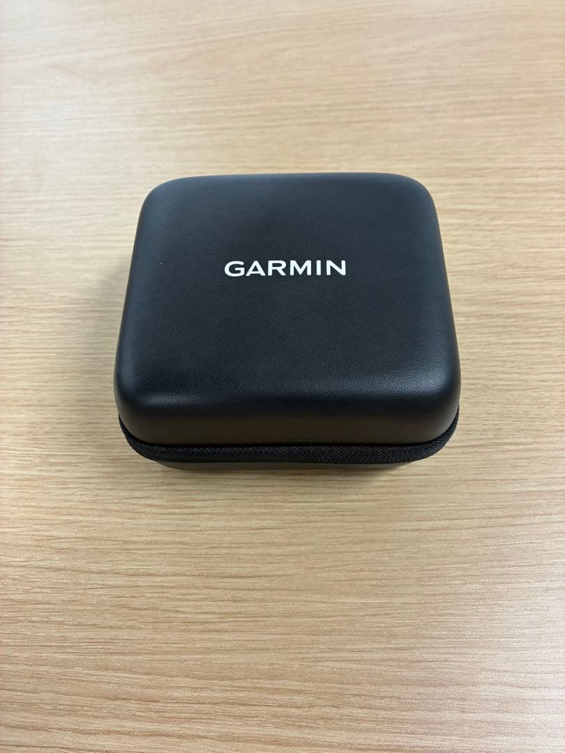 GARMIN APPROACH R10 ゴルフ弾道測定器　距離計測