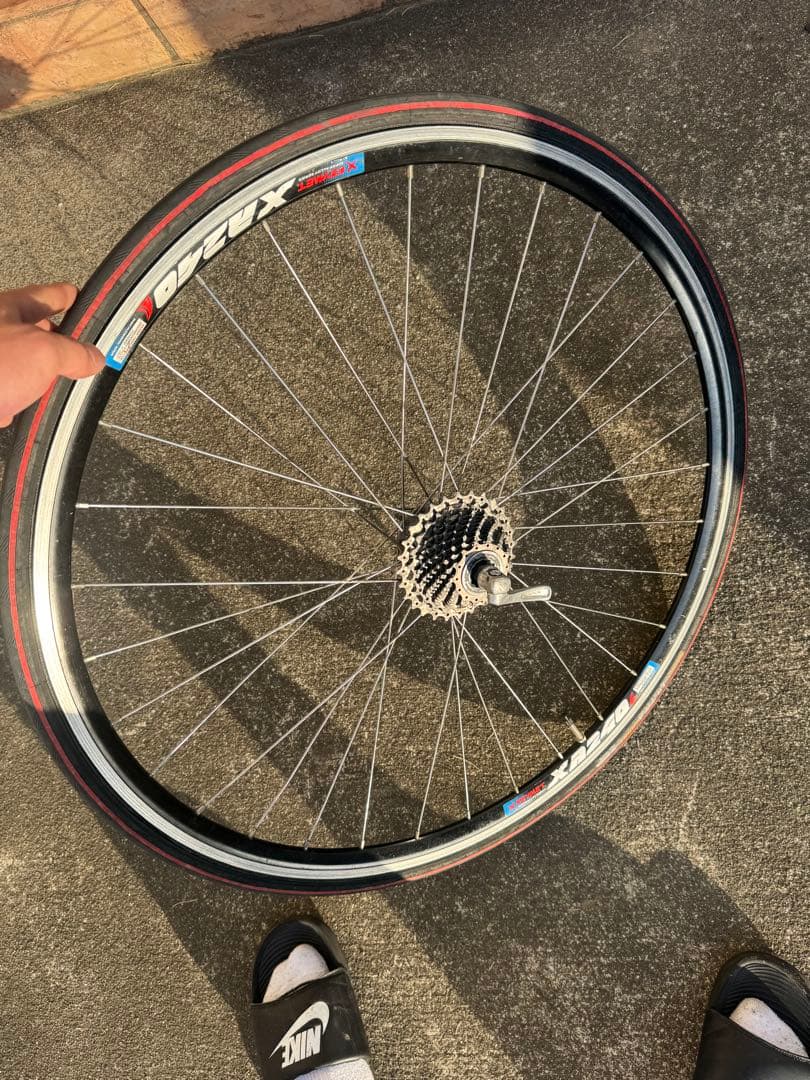 ロードバイクライトスピード 部品セット　他の写真は別のページにあります。