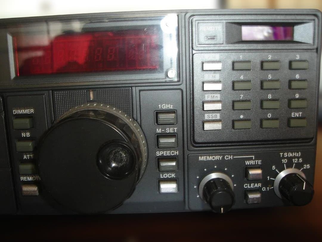 ICOM IC-R7000 受信機【値下げしました】
