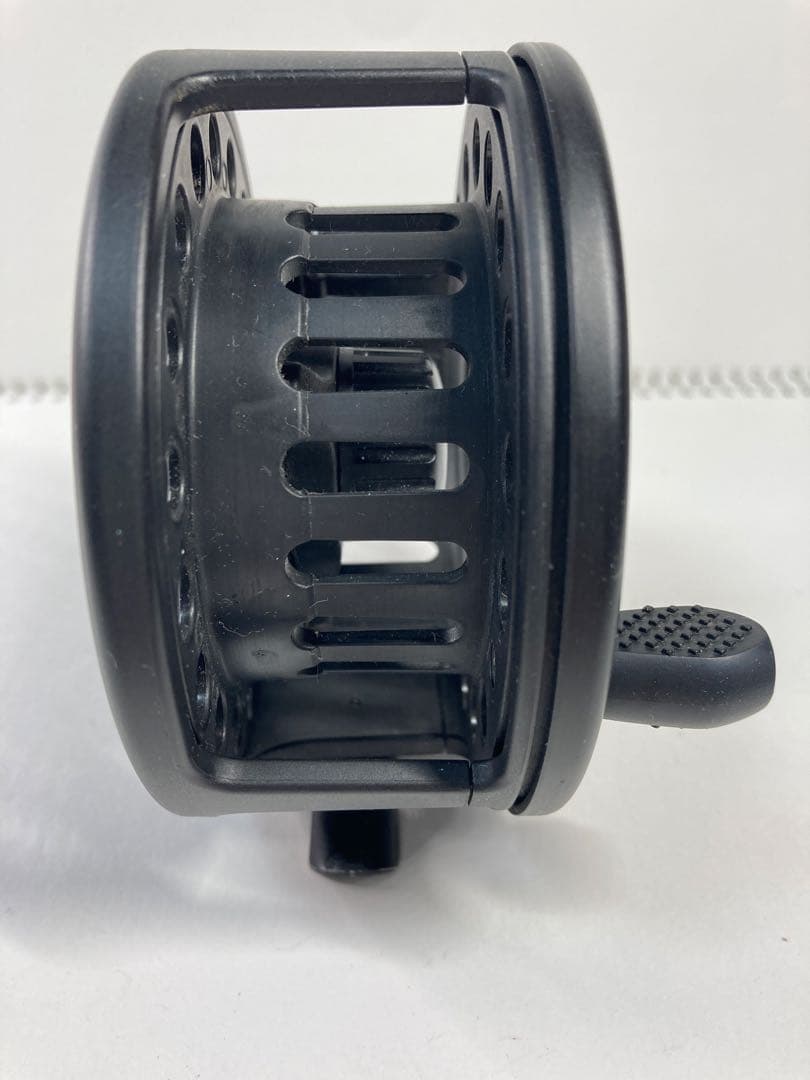 リール LOOP evotec CLW 5-8