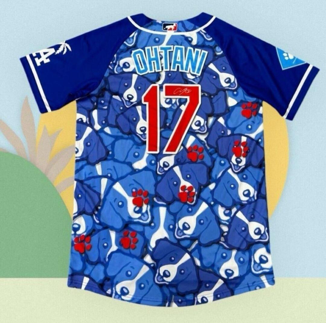 非売品　ドジャース　大谷翔平ユニフォーム　デコピン大谷翔平　希少レア