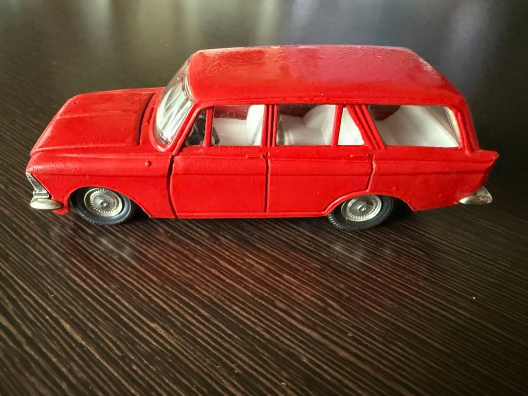 ソ連製　ミニカー　モスクヴィッチ427
