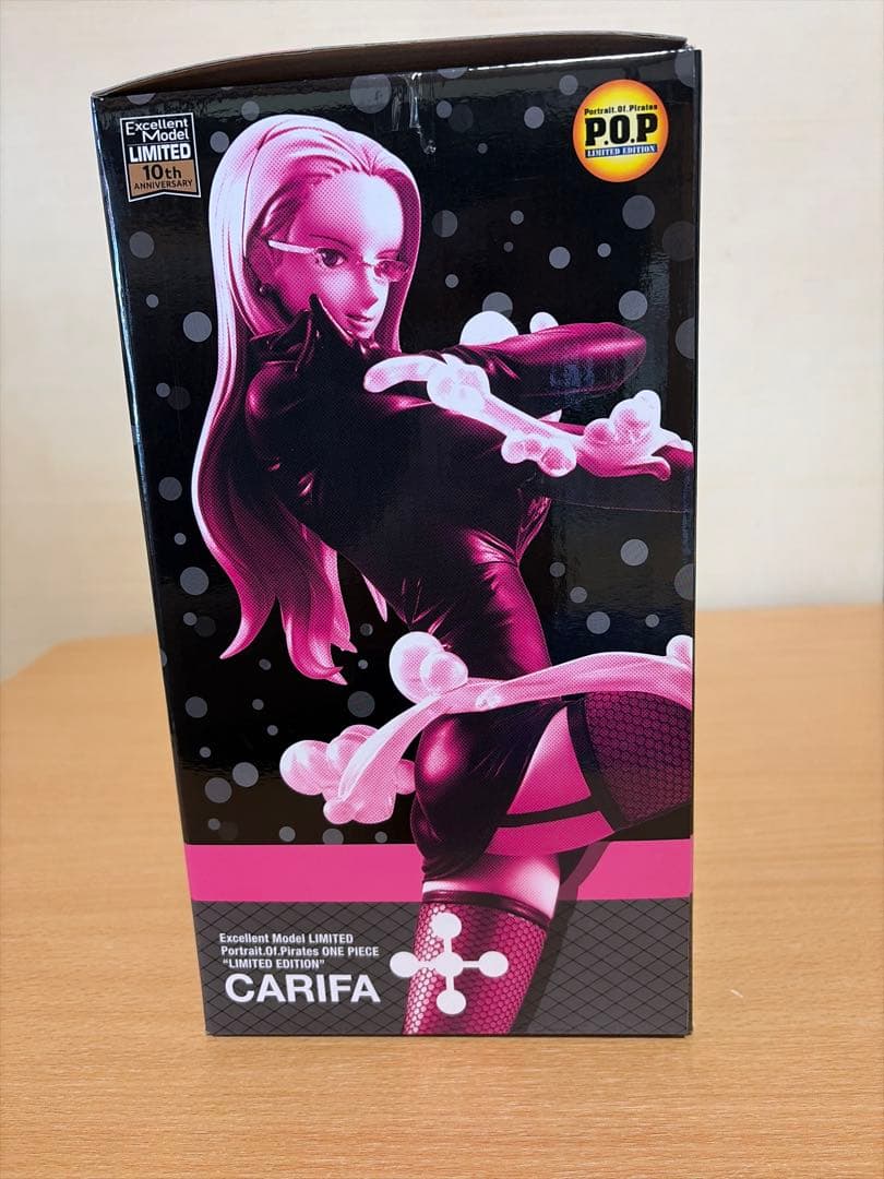 ワンピース CARIFA 限定版 フィギュア
