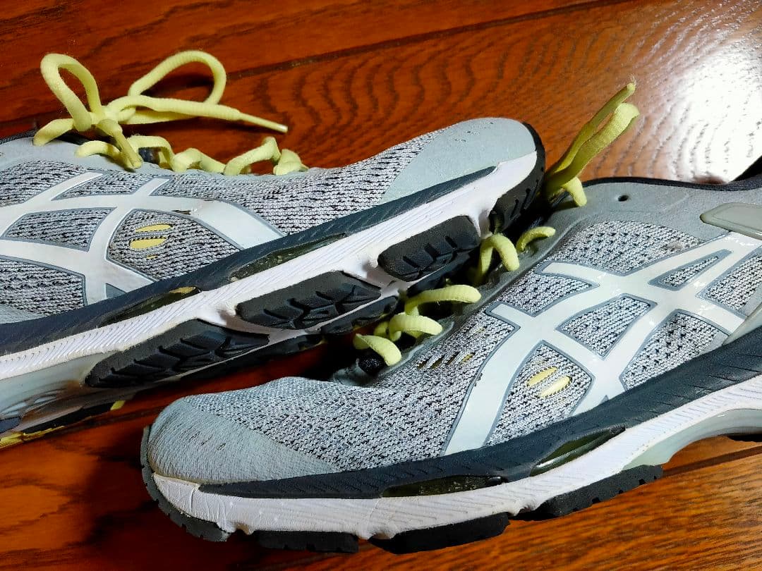 中古 ASICS アシックス ゲルカヤノ24 25.75cm GEL