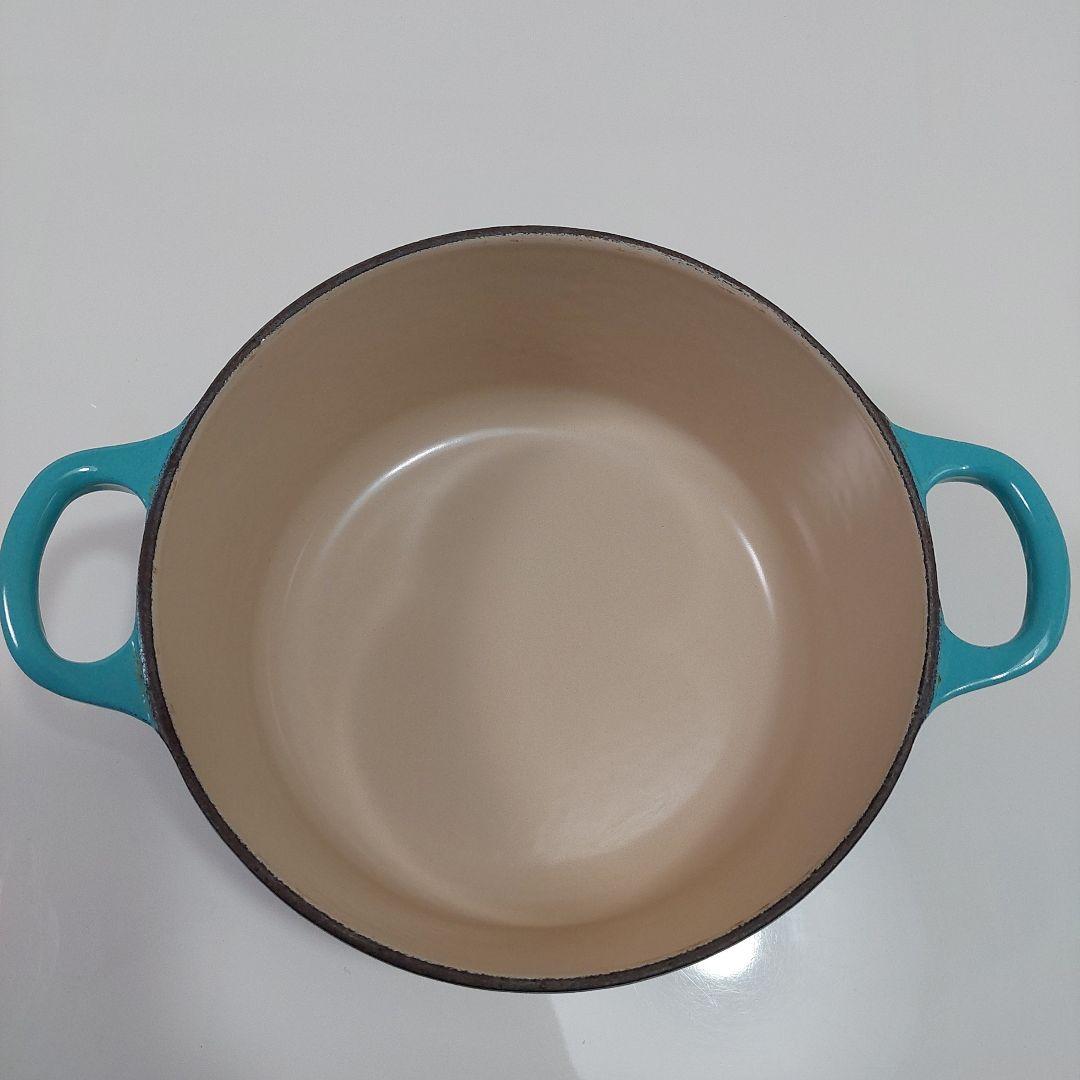 ル・クルーゼ　 LE CREUSET　両手鍋　水色 18cm