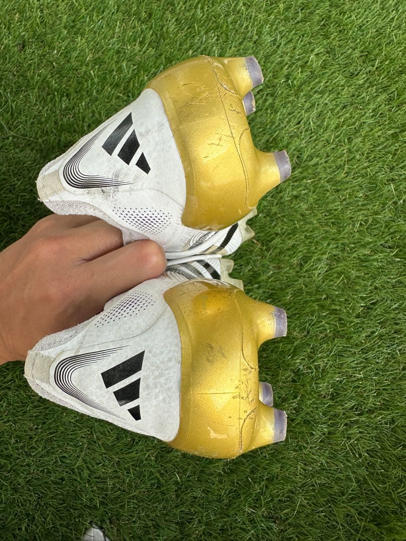 完売品 27.5cm adidas Predator Elite AG