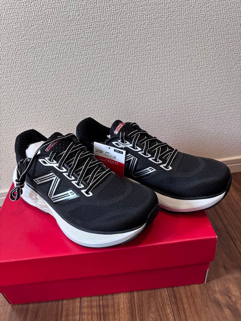 New Balance ランニングシューズ ブラック