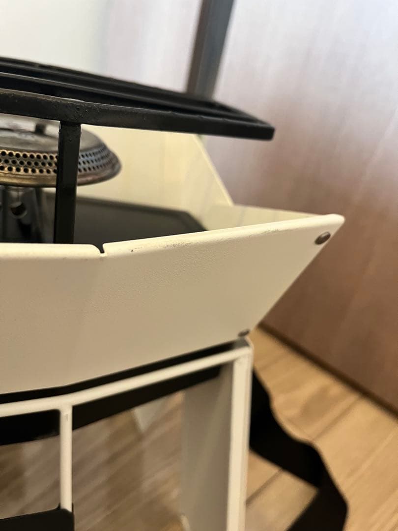 大人気　プリムス　オンジャ　ホワイト　ガス缶ケース付き