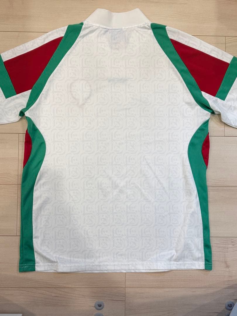 Helas SS24 サッカーTシャツ