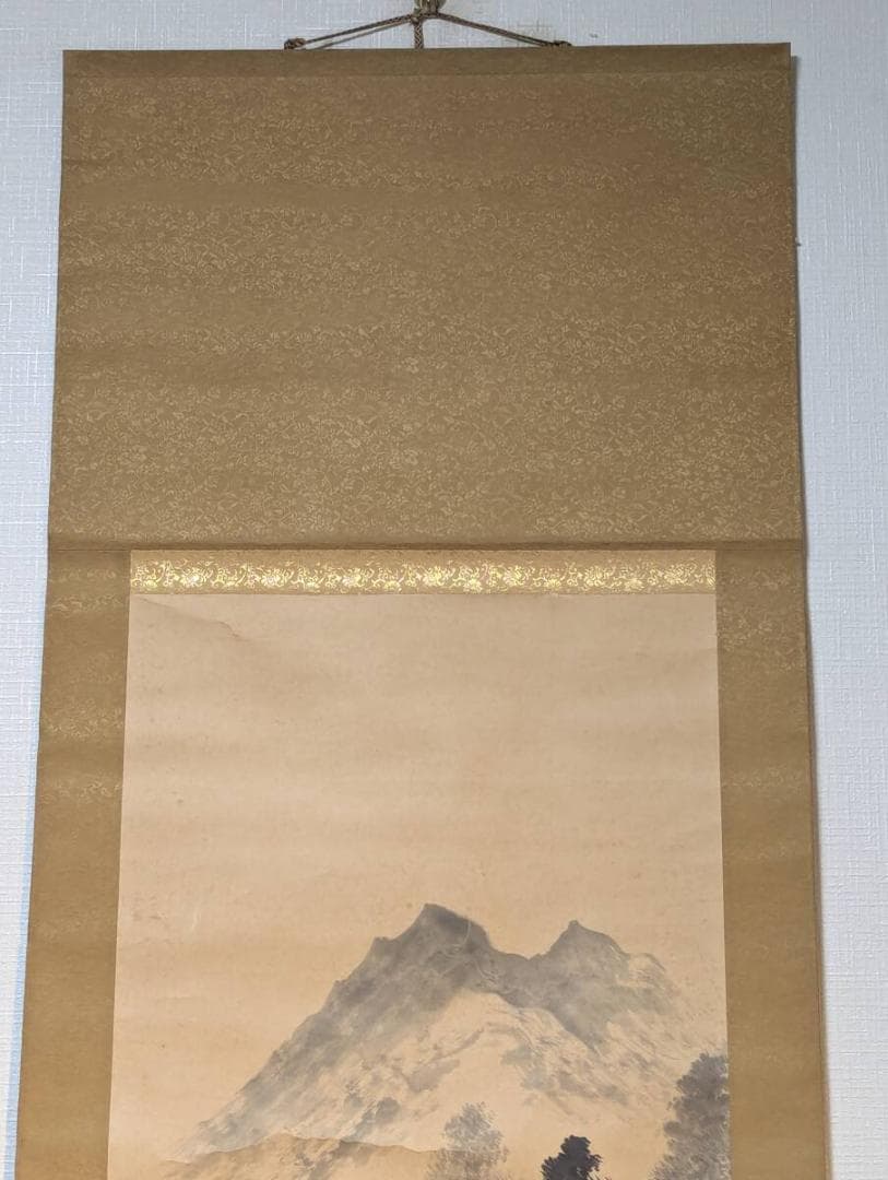 【真作】掛軸　山水図　墨絵　日本画　茅葺き民家と渓流図　古美術　U84