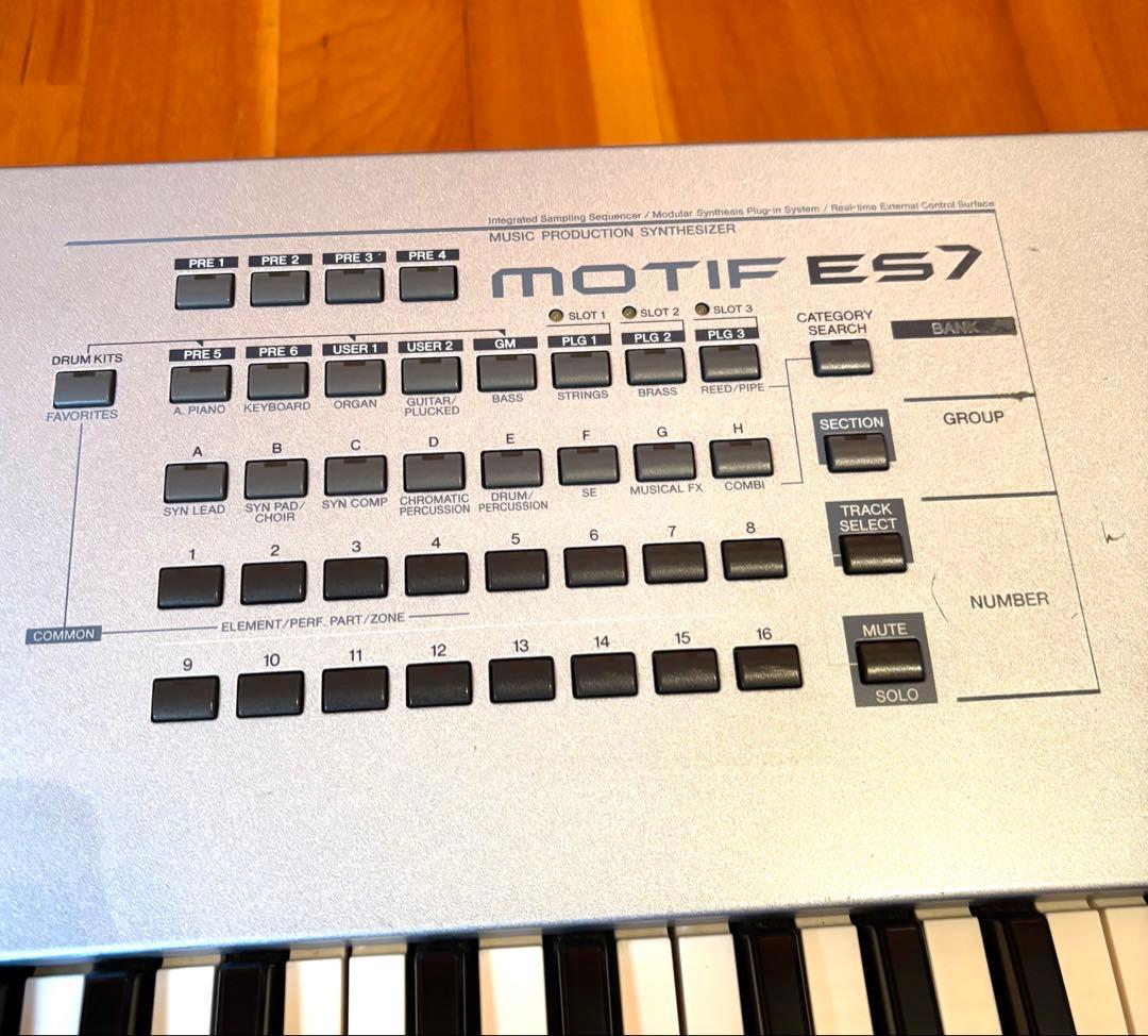 YAMAHA シンセサイザー MOTIF ES7 日本製 ハードケース付