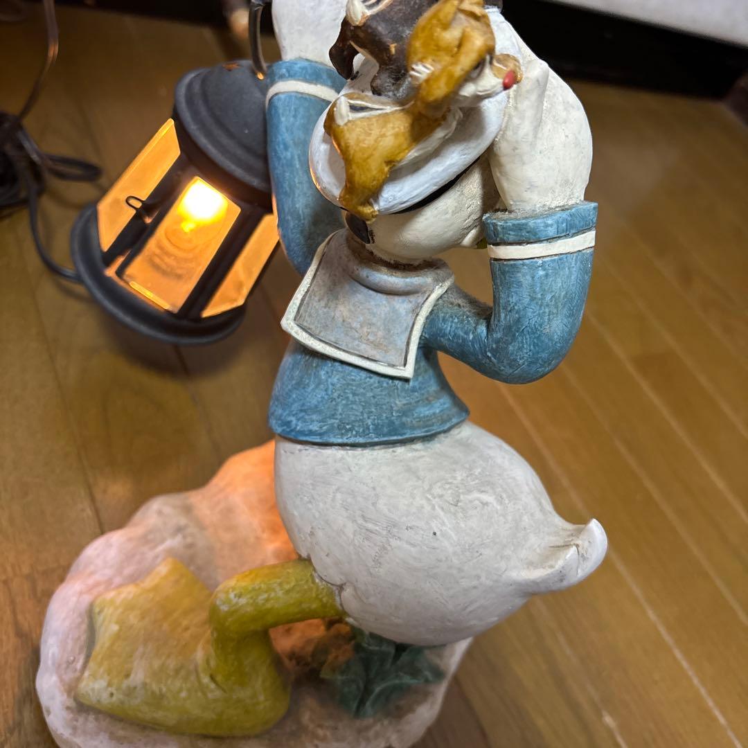 ドナルドダック ランタン付きスタチュー 約30cm