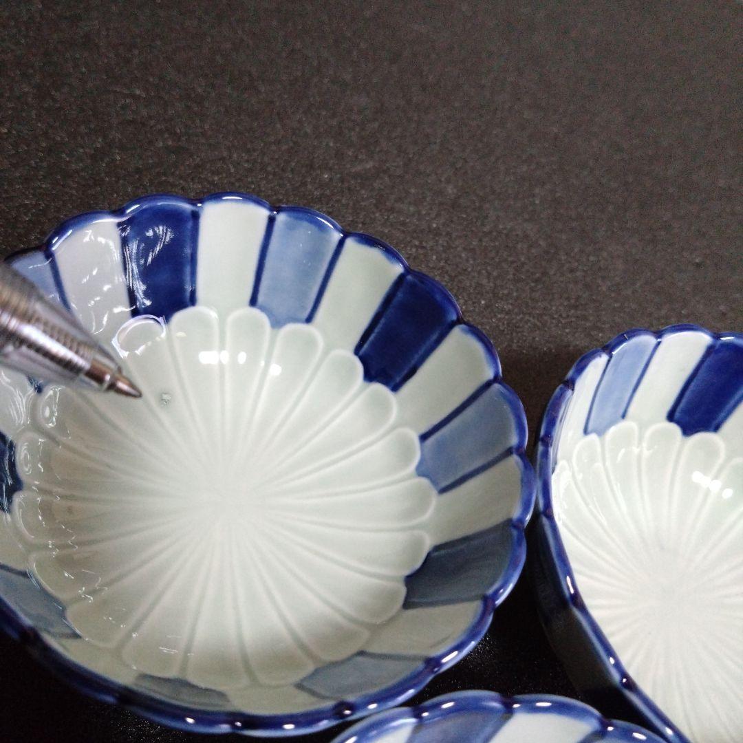 未使用 波佐見焼 林九郎窯 菊割小鉢3個　お祝い