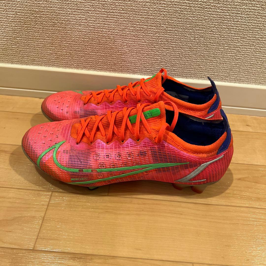 美品！Nike マーキュリアル ヴェイパー14 FG ①