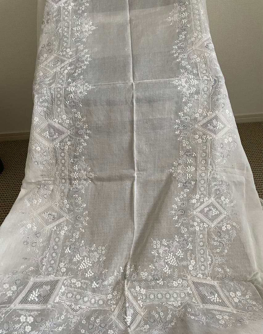 汕頭　スワトウ　SWATOW　手刺繍刺繍　テーブルクロス　希少