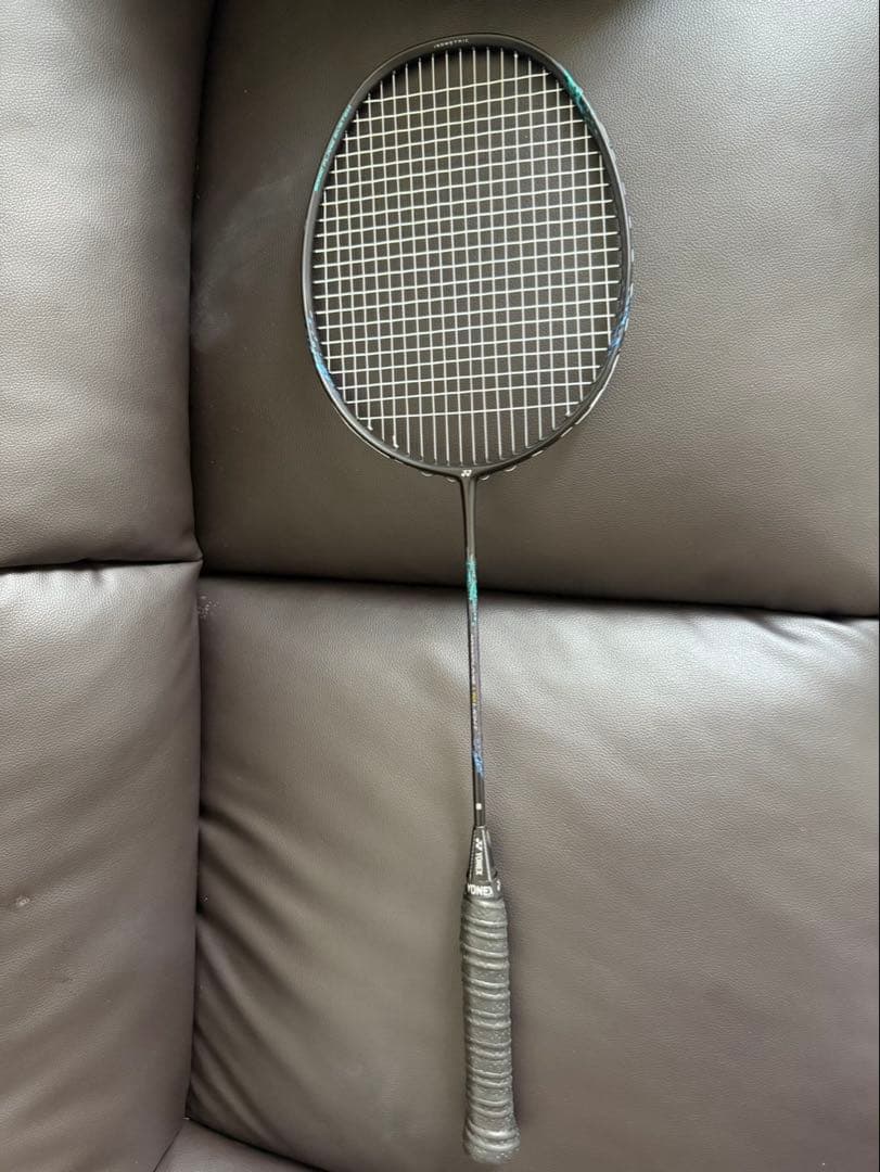 YONEX ラケット　美品