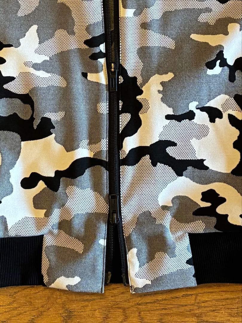 新品SY32カモフラージュ ジップアップジャケット XL