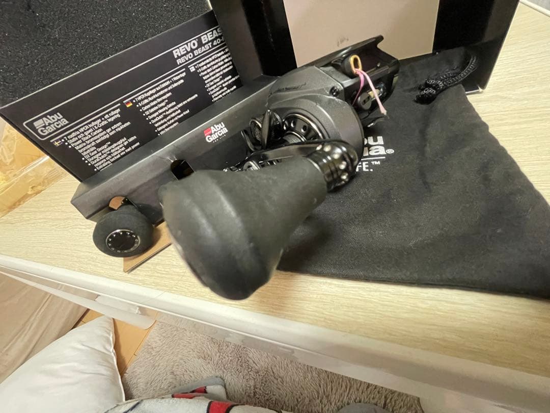 Abu Garcia REVO BEAST 40 HS ベイトリール
